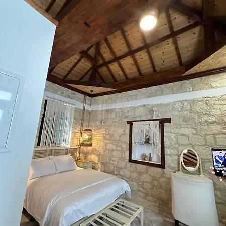 Villa Siren Village Living