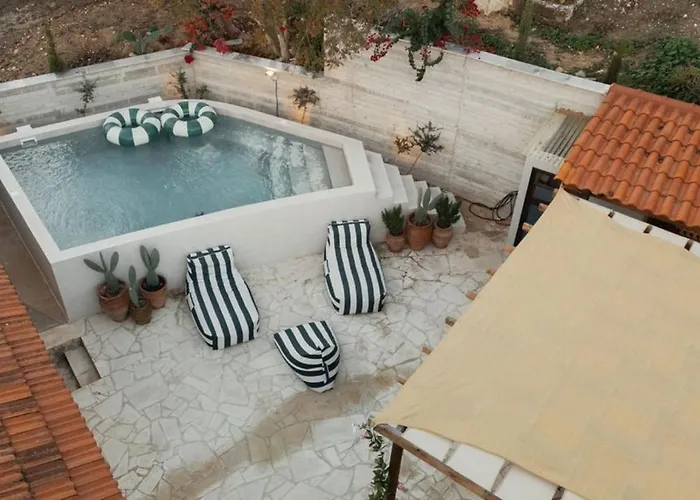 Siren Village Living *