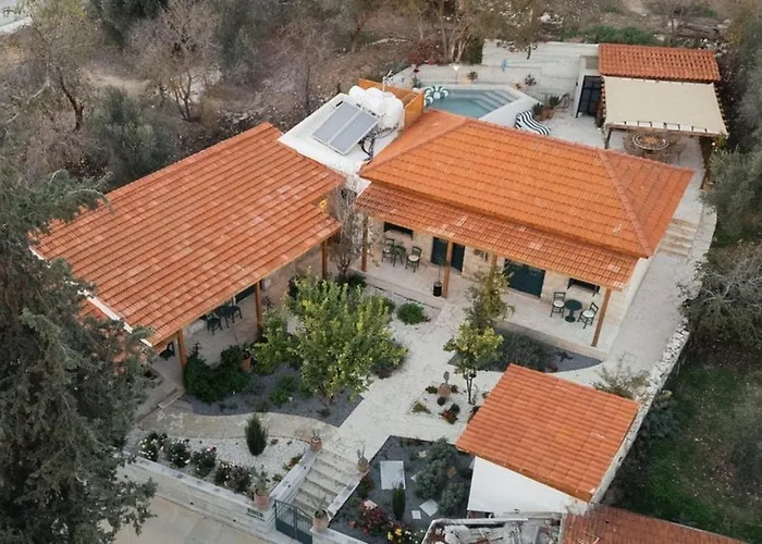 Siren Village Living *