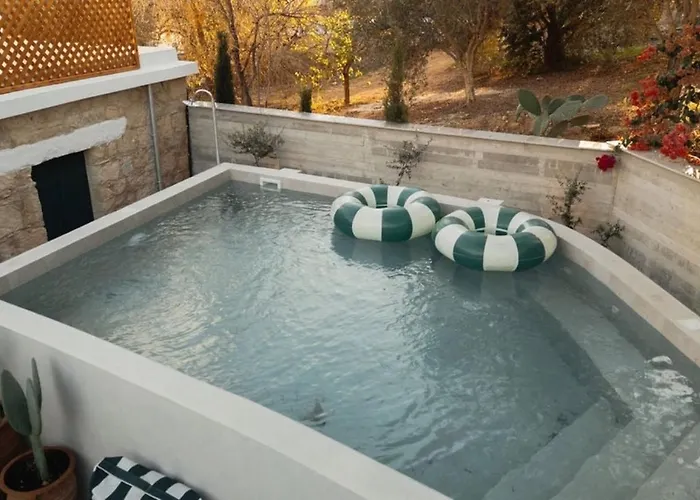 Siren Village Living *